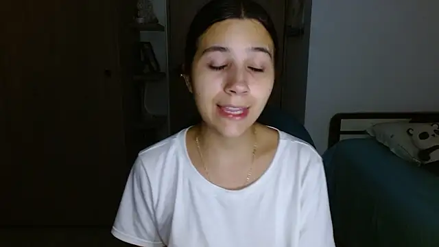 mia  lopez  online show from 02/06/26, 03:46