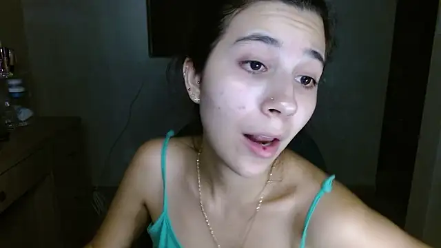 Snapshot of mia__lopez_ chatting on 07/20/26, 05:26 mia lopez online show from 07/20/26, 05:26