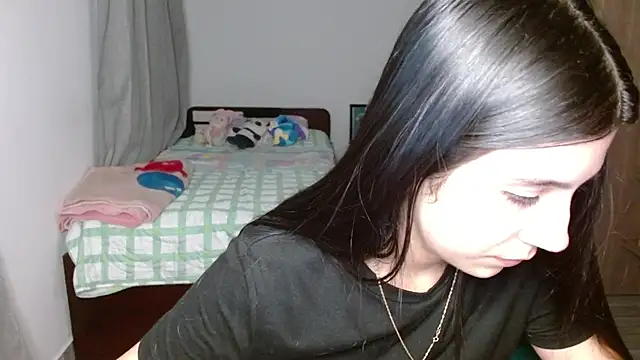 Snapshot of mia__lopez_ chatting on 09/24/25, 02:07 mia lopez online show from 09/24/25, 02:07