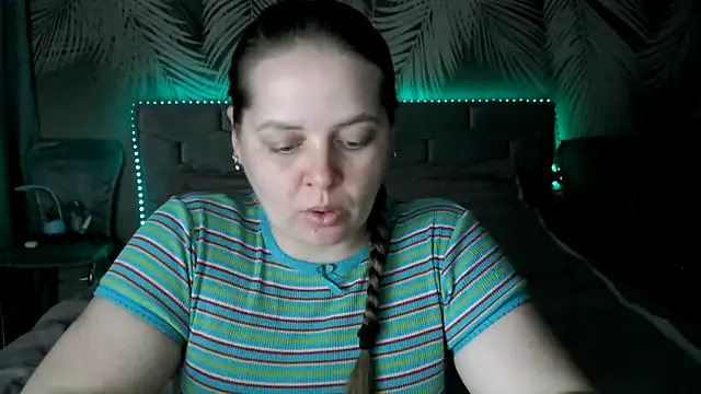 uliastar online show from 03/31/26, 07:21