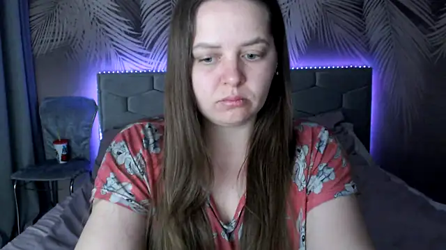 Snapshot of uliastar chatting on 03/22/25, 05:17 uliastar online show from 03/22/25, 05:17