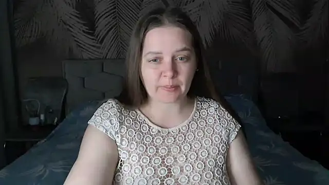 uliastar online show from 06/01/26, 06:24