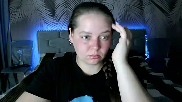 Snapshot of uliastar chatting on 09/16/25, 06:25 uliastar online show from 09/16/25, 06:25