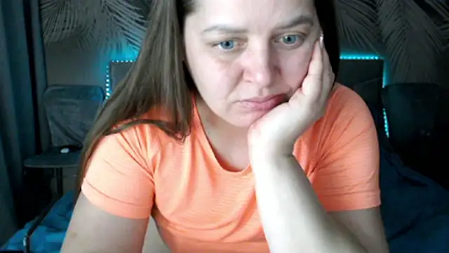 uliastar online show from 03/04/26, 08:11