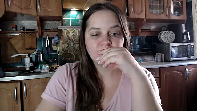 Snapshot of uliastar chatting on 09/28/25, 06:09 uliastar online show from 09/28/25, 06:09