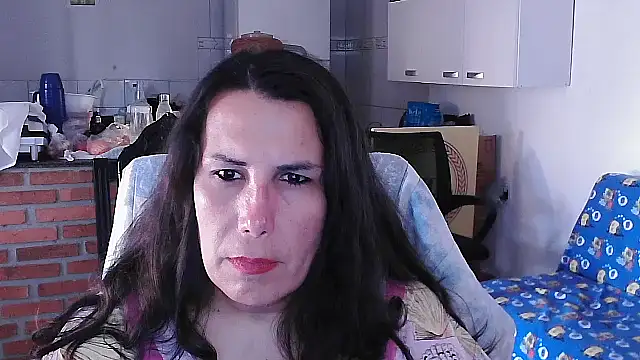 LauraVicttoria361215 online show from 09/10/25, 06:51