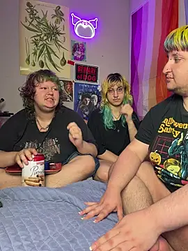 ivolustful online show from 07/25/26, 03:18