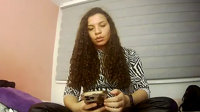 gatubelahot online show from 05/15/26, 03:26