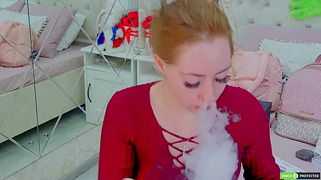 TinaBrook online show from 12/22/25, 03:39