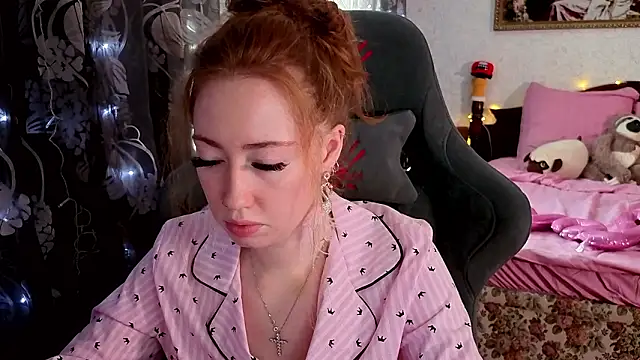 TinaBrook online show from 02/13/26, 05:40