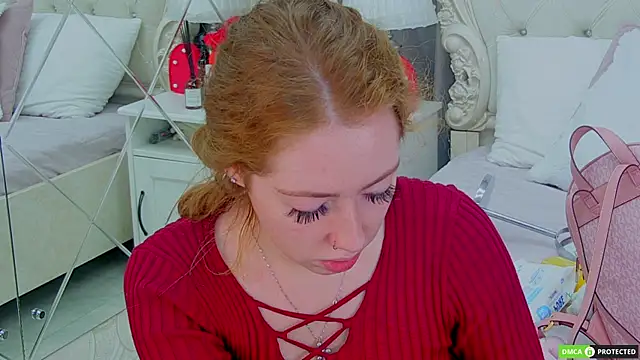 TinaBrook online show from 11/26/25, 04:12