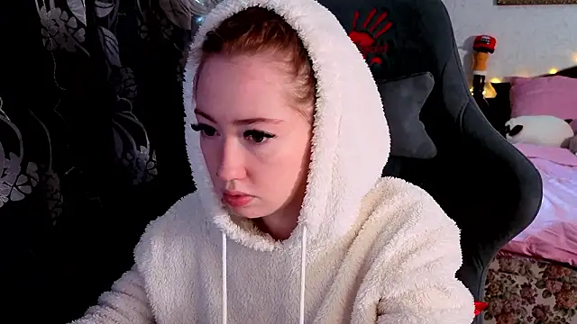 TinaBrook online show from 02/12/26, 04:34