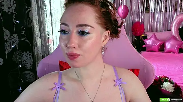 Snapshot of TinaBrook chatting on 06/11/26, 05:26 TinaBrook online show from 06/11/26, 05:26