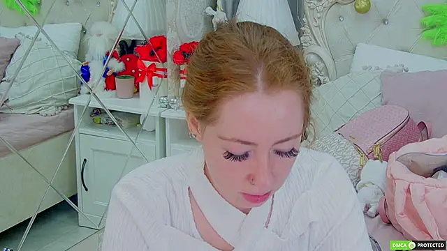 TinaBrook online show from 12/23/25, 04:23