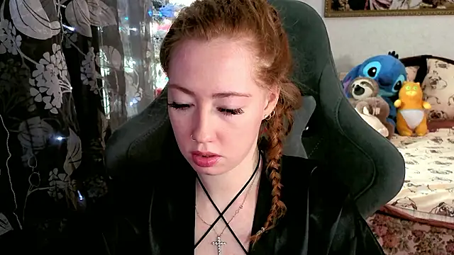 Snapshot of TinaBrook chatting on 03/13/26, 04:39 TinaBrook online show from 03/13/26, 04:39