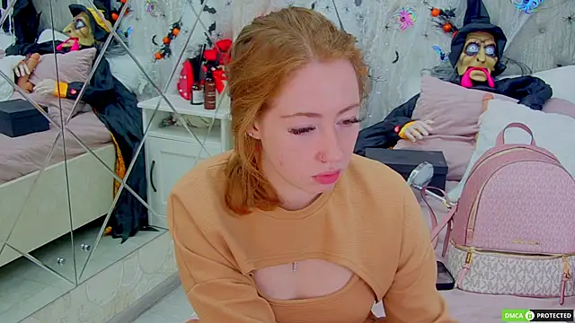 TinaBrook online show from 10/28/25, 04:02