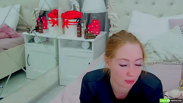 TinaBrook online show from 10/13/25, 03:19