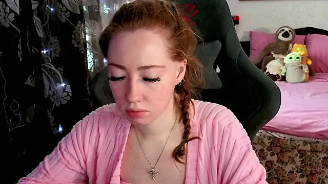 Snapshot of TinaBrook chatting on 03/06/26, 04:51 TinaBrook online show from 03/06/26, 04:51