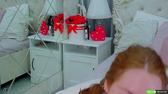 TinaBrook online show from 12/02/25, 03:19