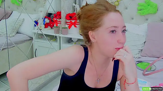 TinaBrook online show from 12/16/25, 03:55