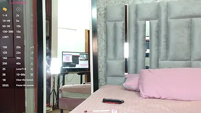 kinkylittlegirll online show from 03/04/26, 07:32