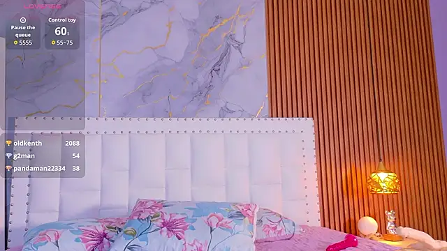 kinkylittlegirll online show from 03/17/26, 02:36