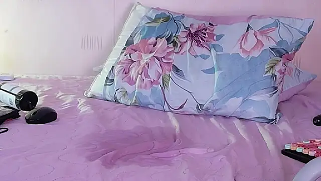 kinkylittlegirll online show from 03/23/26, 12:33