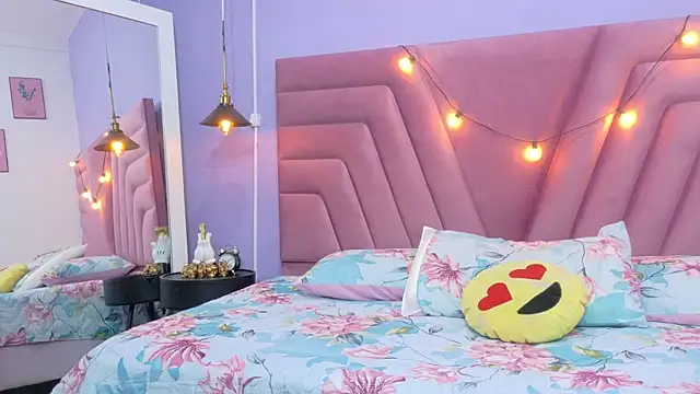 kinkylittlegirll online show from 01/07/26, 02:49