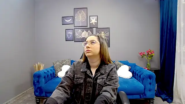 Katewalker  online show from 02/27/25, 05:58