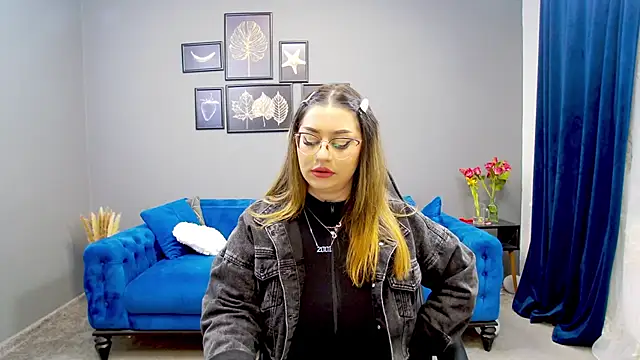 Katewalker  online show from 03/20/25, 06:09