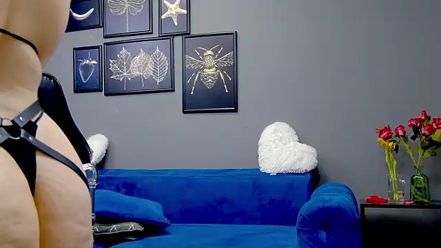 Katewalker  online show from 03/19/25, 12:26