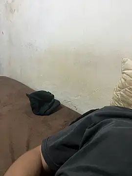 Snapshot of Magosupreme chatting on 02/17/26, 02:20 Magosupreme online show from 02/17/26, 02:20