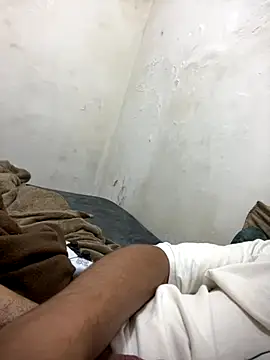 Snapshot of Magosupreme chatting on 09/13/25, 07:41 Magosupreme online show from 09/13/25, 07:41