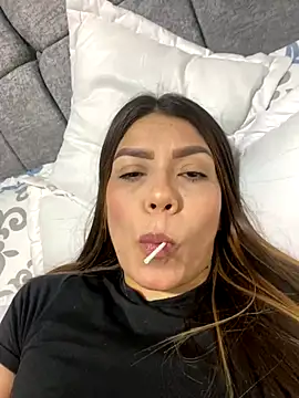 martina contreras online show from 10/26/25, 05:08