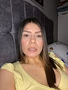 martina contreras online show from 04/08/26, 04:03