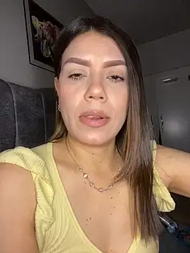 martina contreras online show from 05/17/26, 05:07