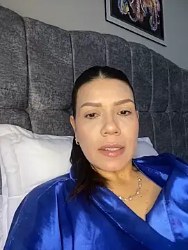 martina contreras online show from 02/15/26, 10:09