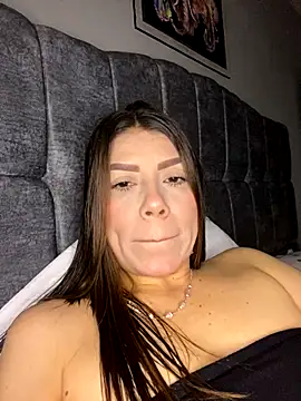 martina contreras online show from 12/03/25, 04:35