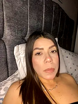 martina contreras online show from 12/04/25, 09:08