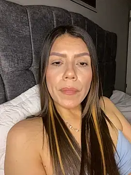 martina contreras online show from 03/15/26, 04:08