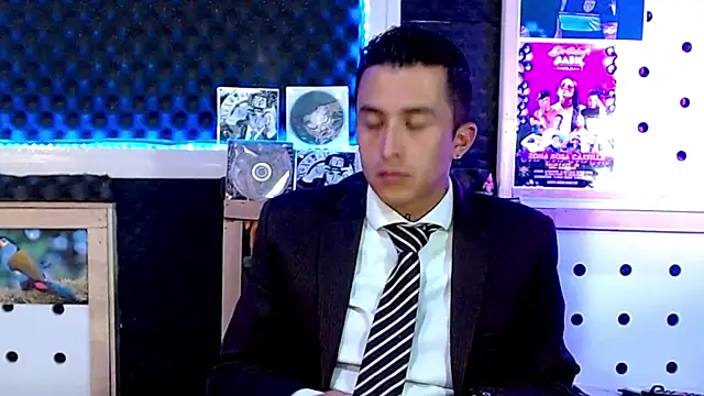 Snapshot of Darko0717 chatting on 03/03/25, 05:52 Darko0717 online show from 03/03/25, 05:52