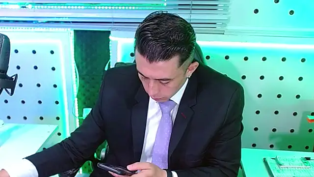 Darko0717 online show from 12/21/25, 03:47