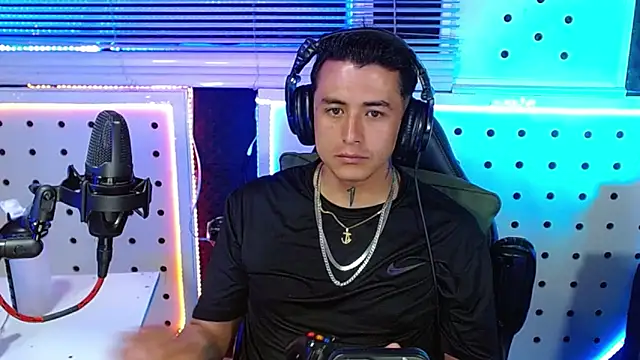 Darko0717 online show from 01/13/26, 01:53