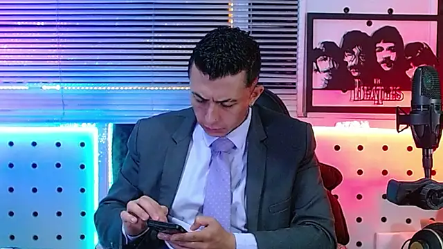 Snapshot of Darko0717 chatting on 07/11/26, 03:23 Darko0717 online show from 07/11/26, 03:23