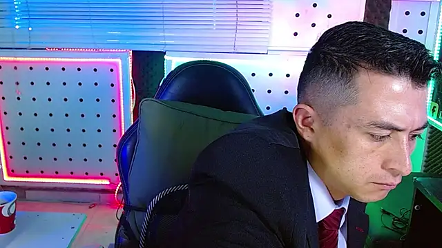 Darko0717 online show from 02/09/26, 11:41