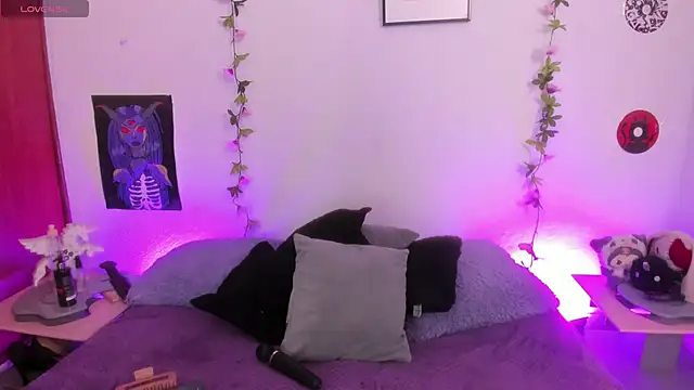 Cata green online show from 11/27/25, 07:47