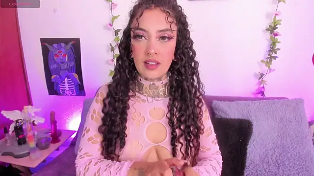 Cata green online show from 11/28/25, 07:58