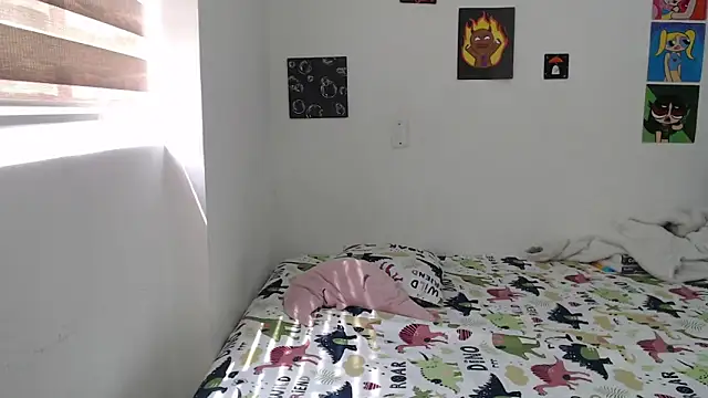 MommyMiaWs online show from 10/23/25, 03:21