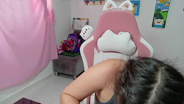 MommyMiaWs online show from 02/02/26, 04:28