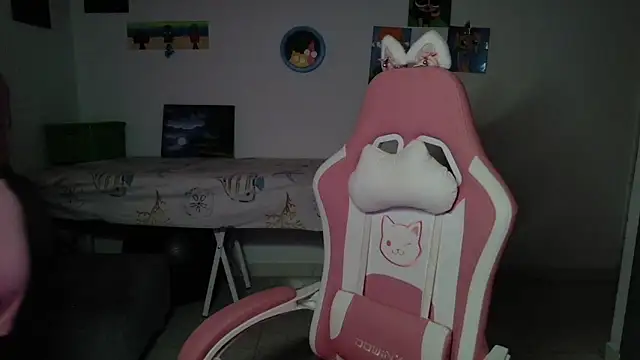 MommyMiaWs online show from 07/09/26, 01:43